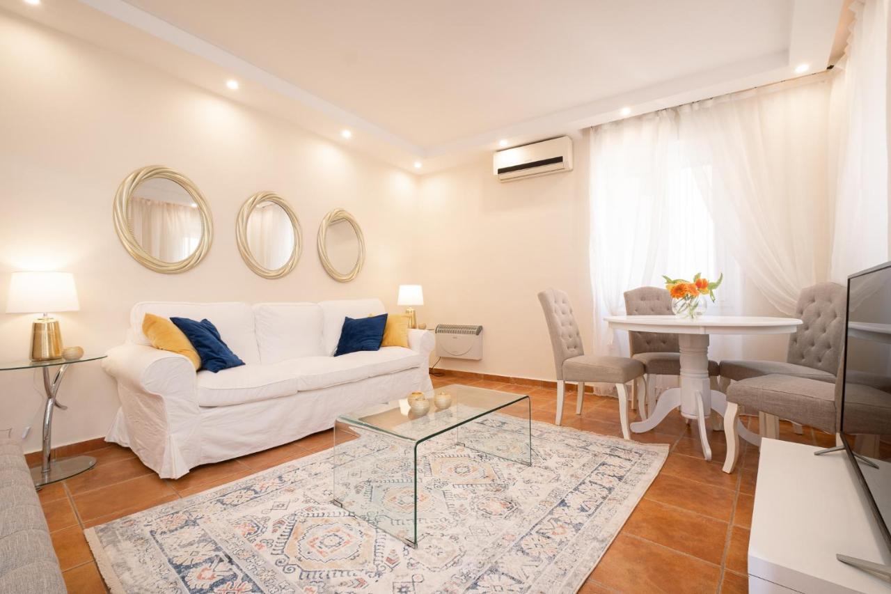 Old Town Gem - Elegant Guilford Apartment Corfu  Екстериор снимка