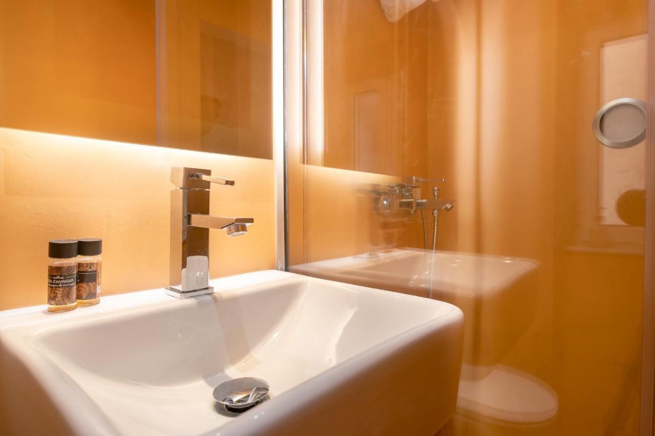 Old Town Gem - Elegant Guilford Apartment Corfu  Екстериор снимка