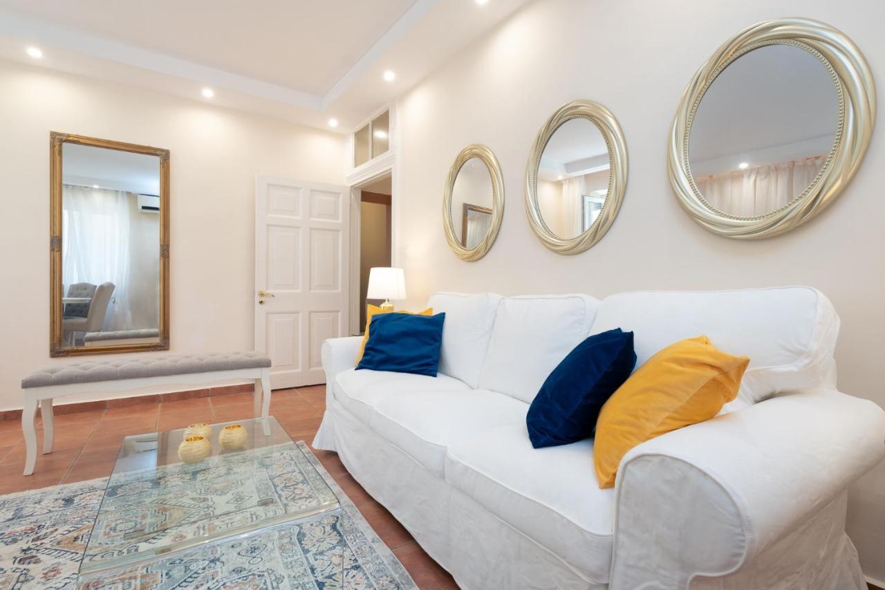 Old Town Gem - Elegant Guilford Apartment Corfu  Екстериор снимка